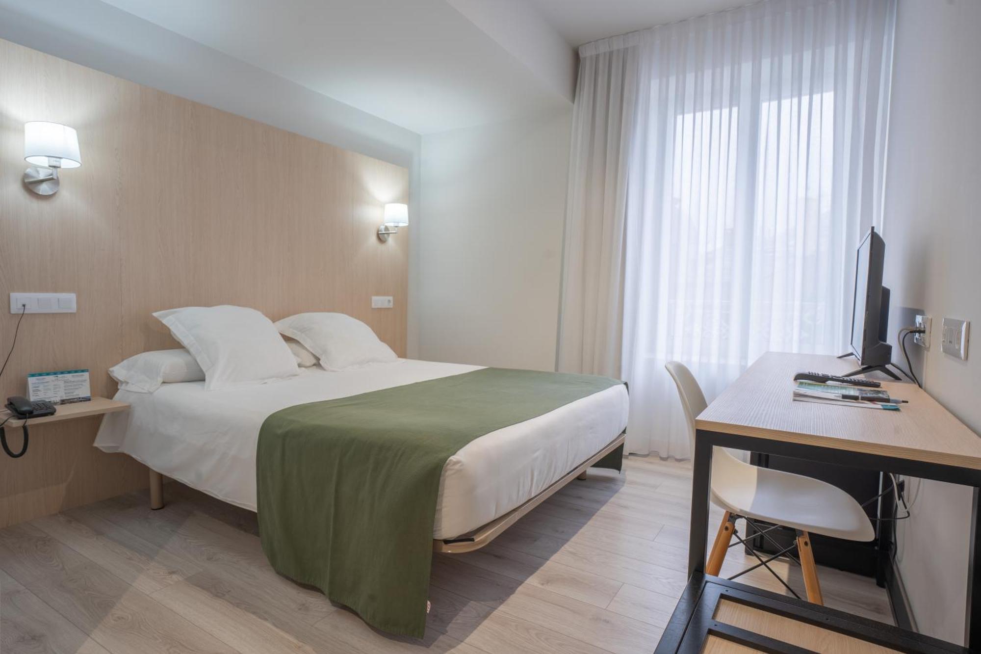 Hotel Mendez Nuñez Lugo Buitenkant foto