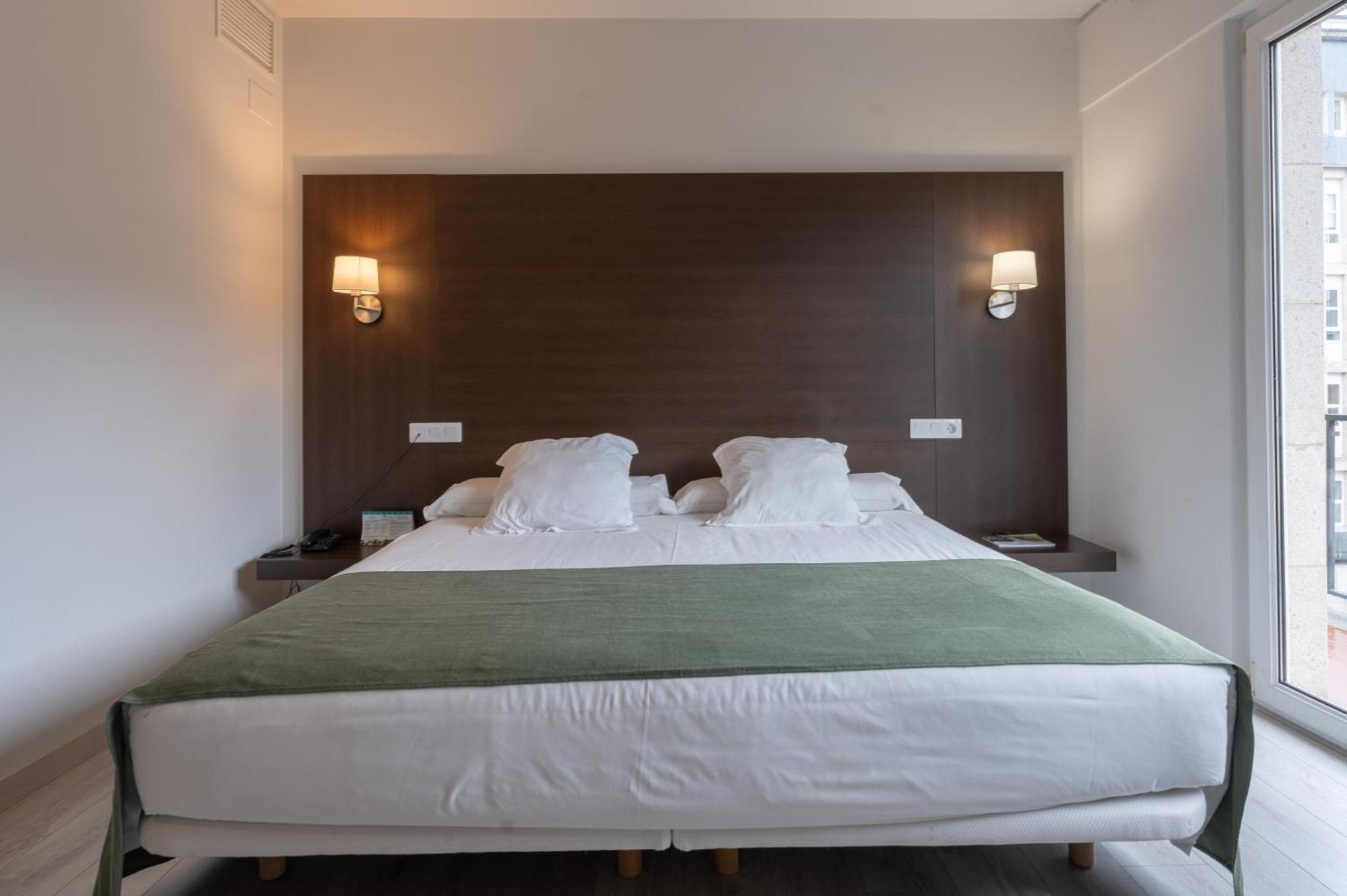 Hotel Mendez Nuñez Lugo Buitenkant foto