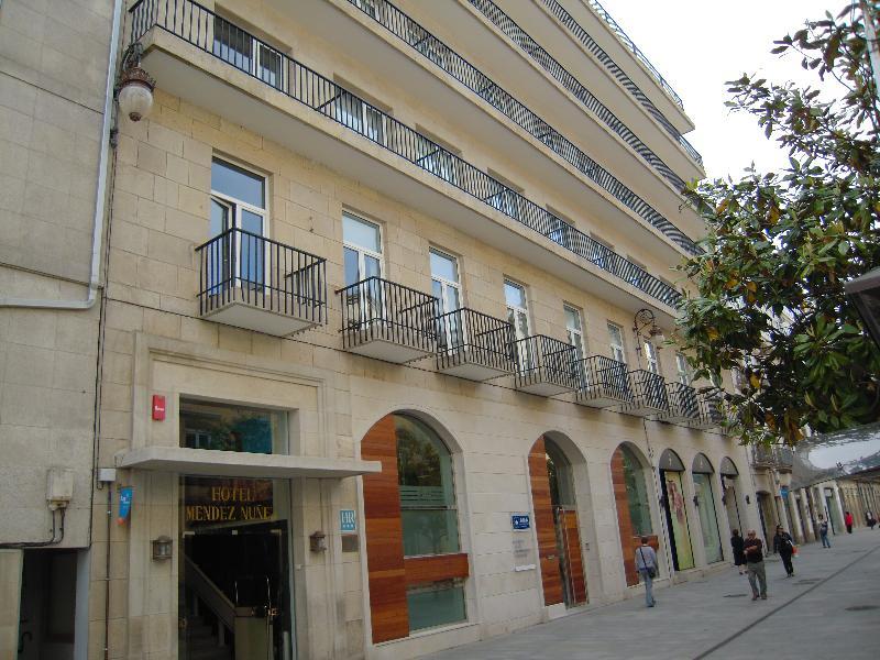 Hotel Mendez Nuñez Lugo Buitenkant foto
